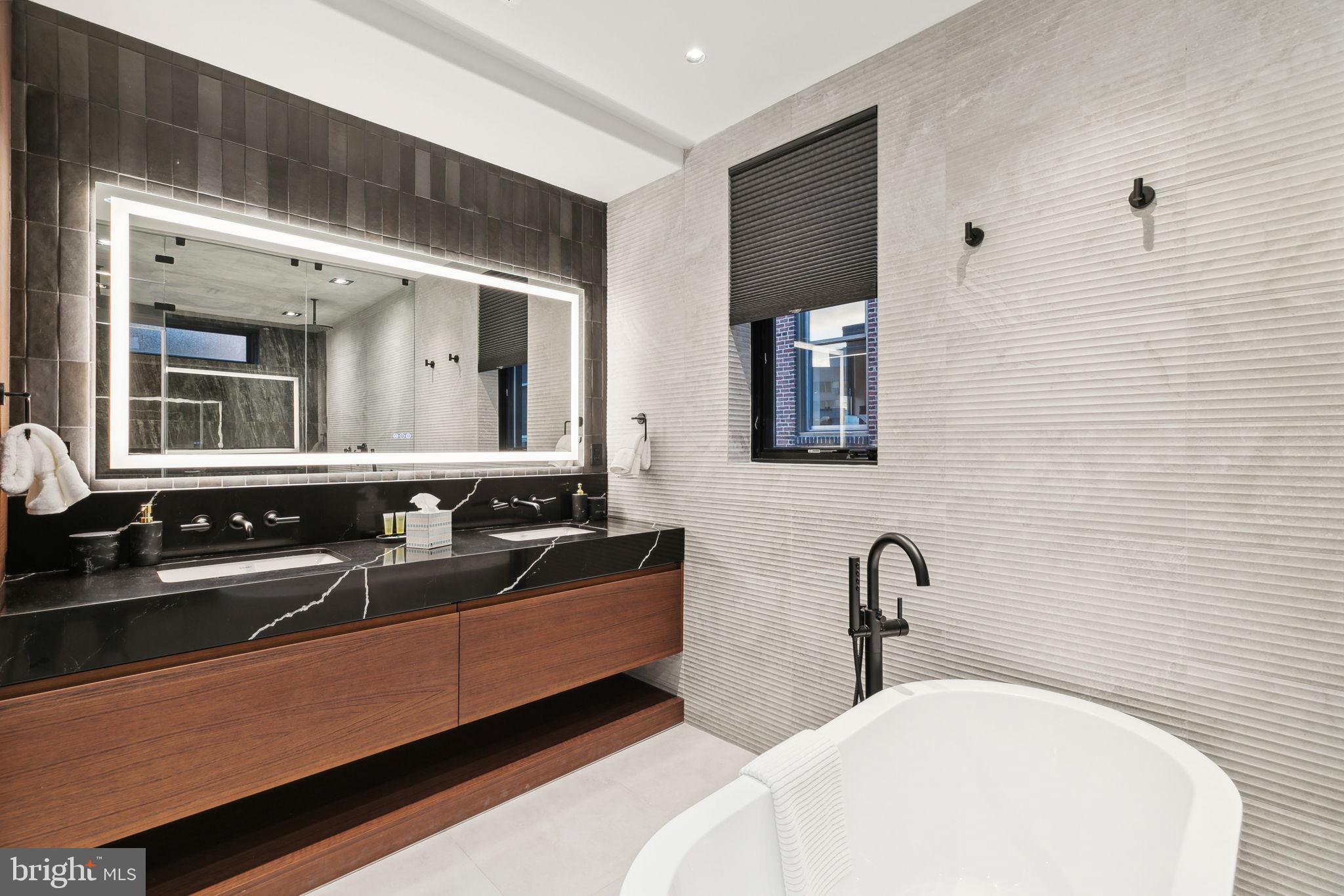 FITLER SQUARE - Residential