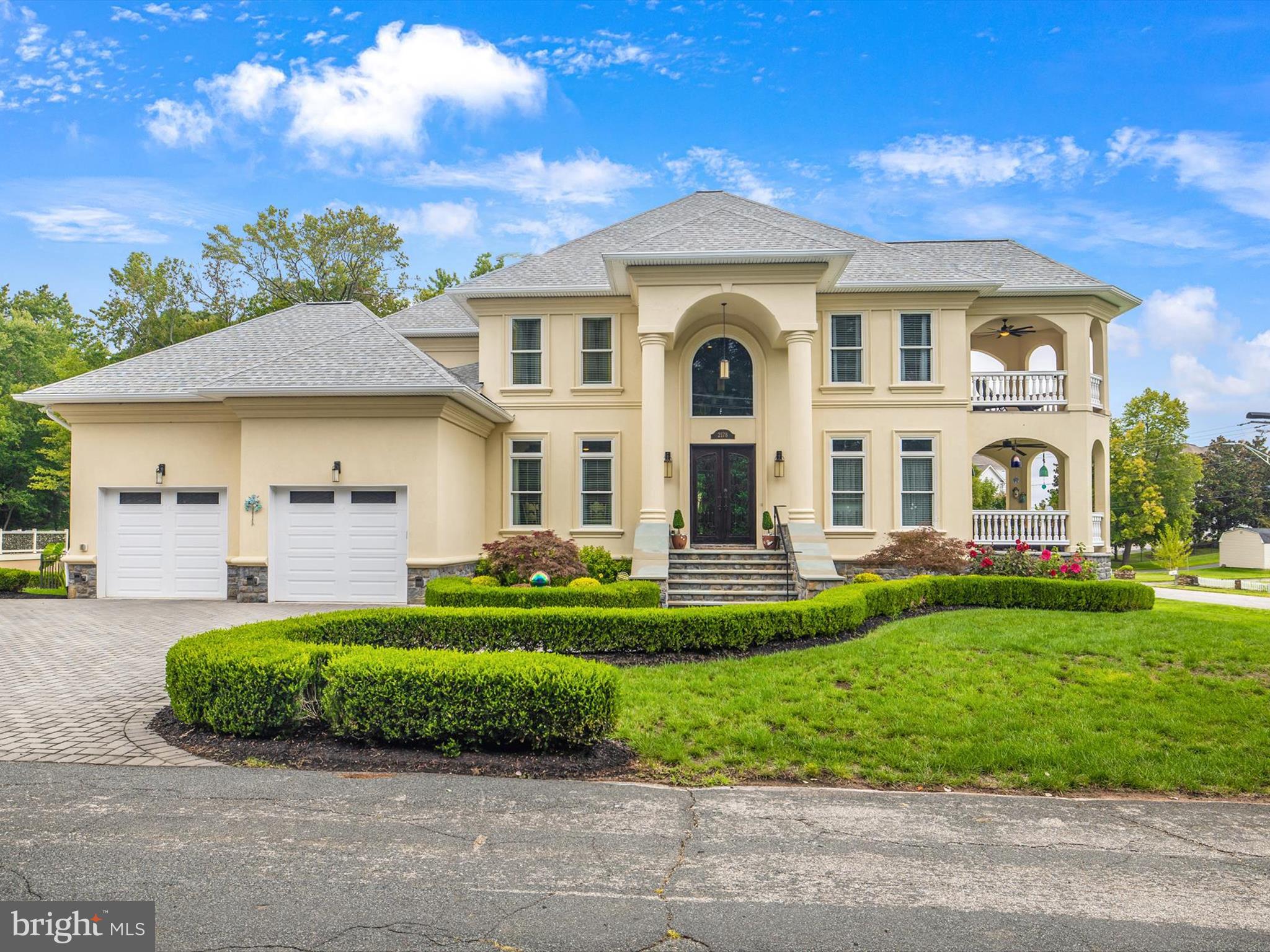 PINEHURST - Residential