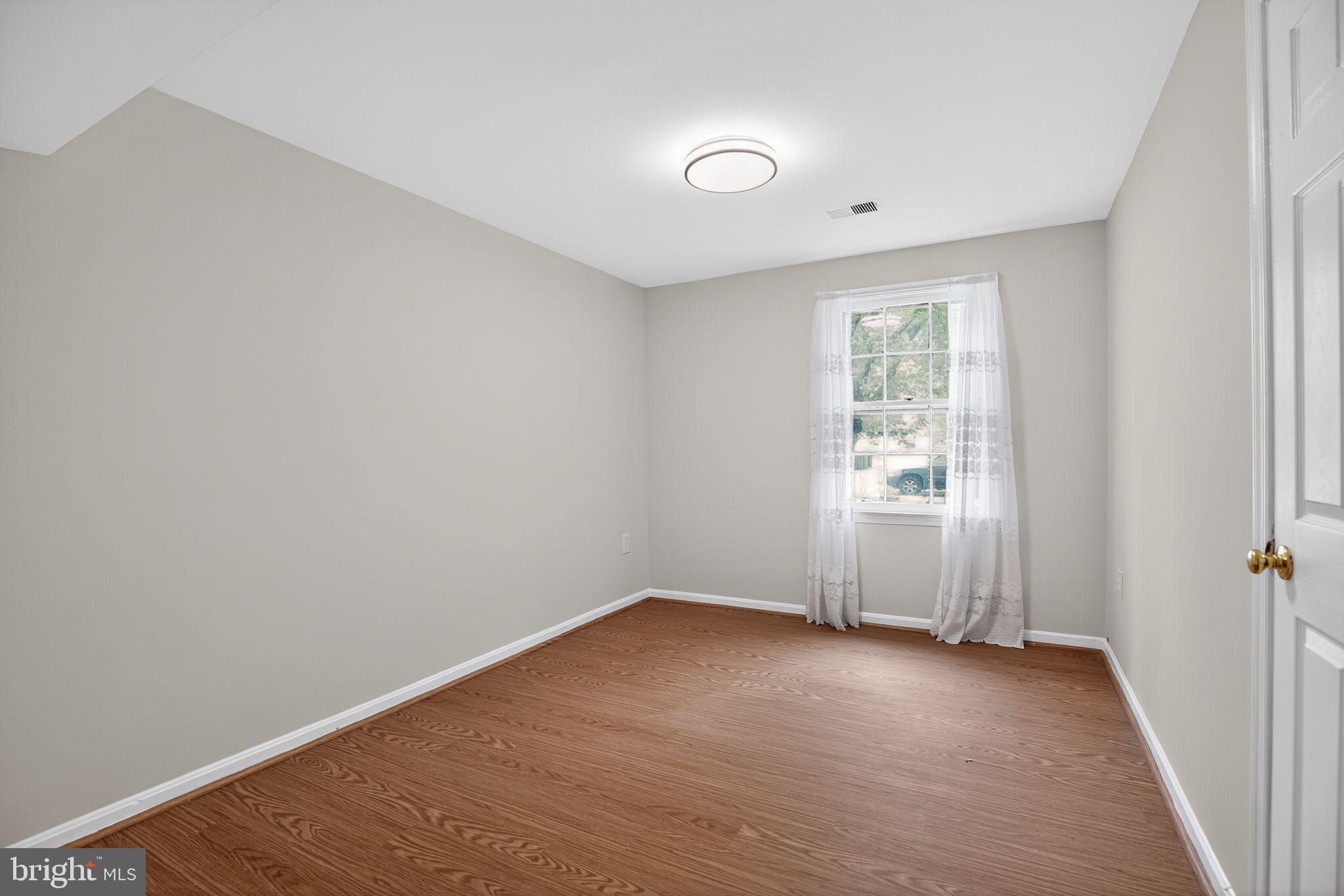 DARCEY MANOR - Residential