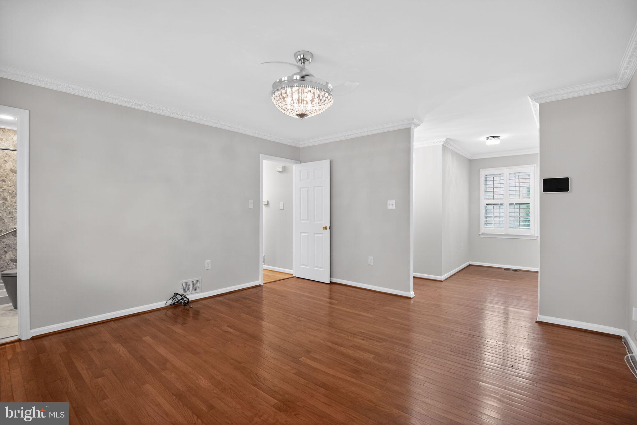 DARCEY MANOR - Residential
