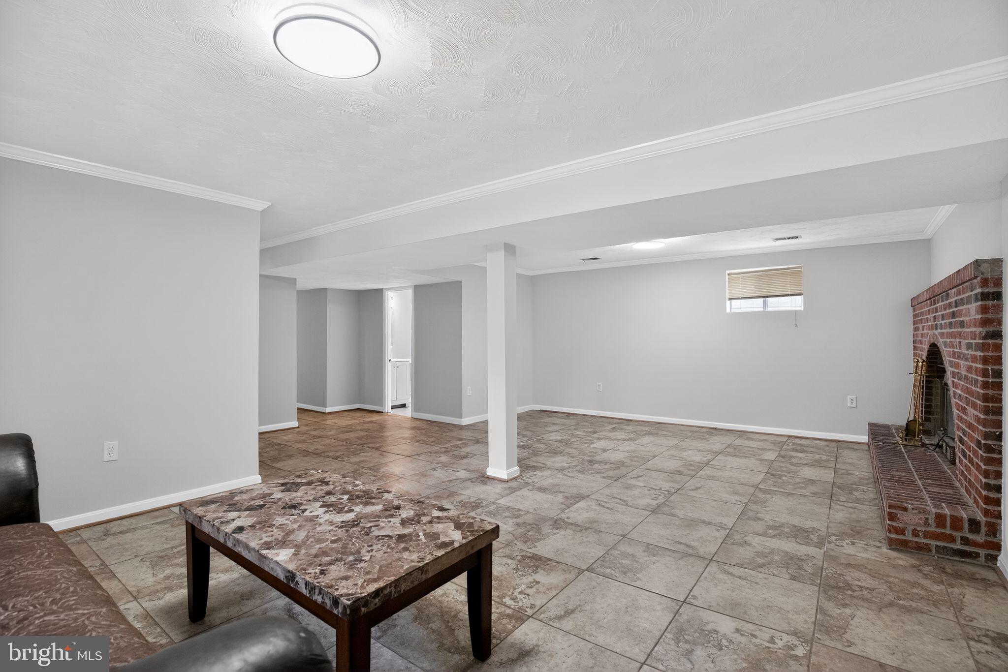 DARCEY MANOR - Residential
