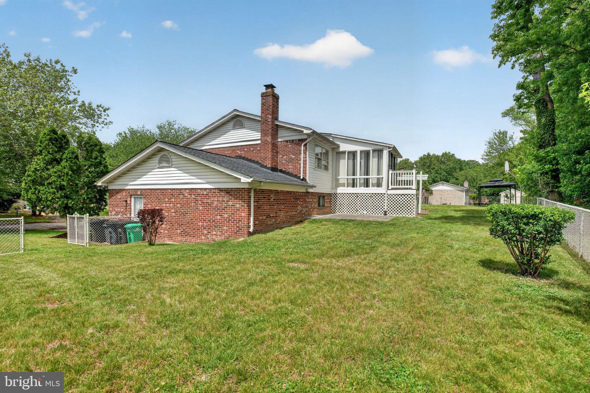 DARCEY MANOR - Residential