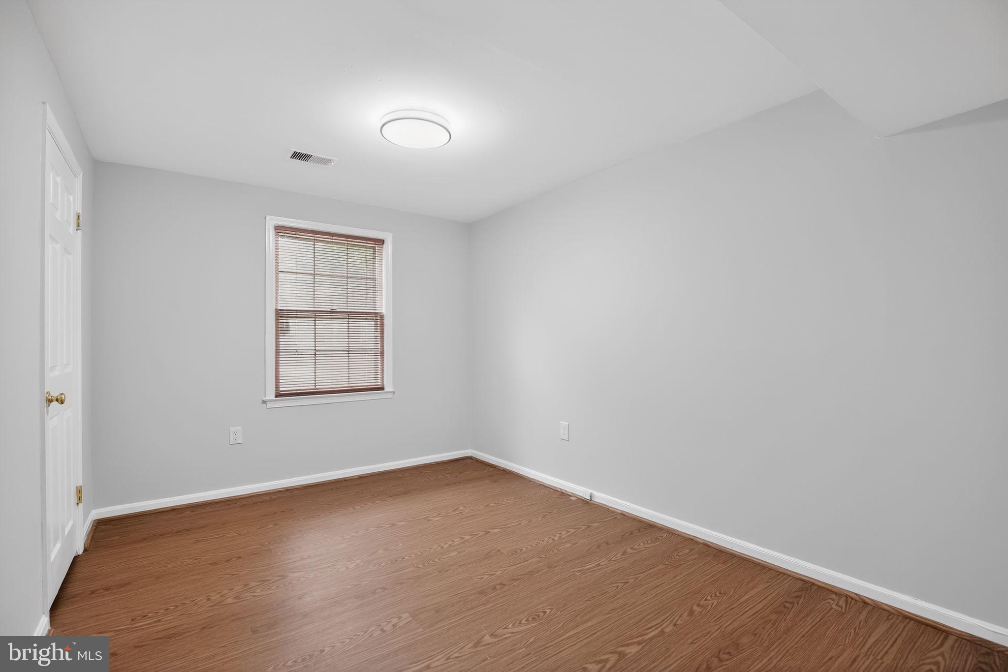 DARCEY MANOR - Residential