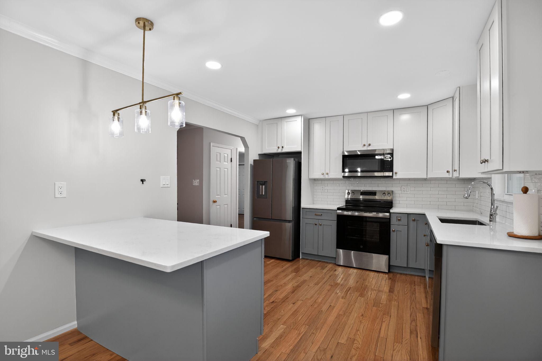 DARCEY MANOR - Residential