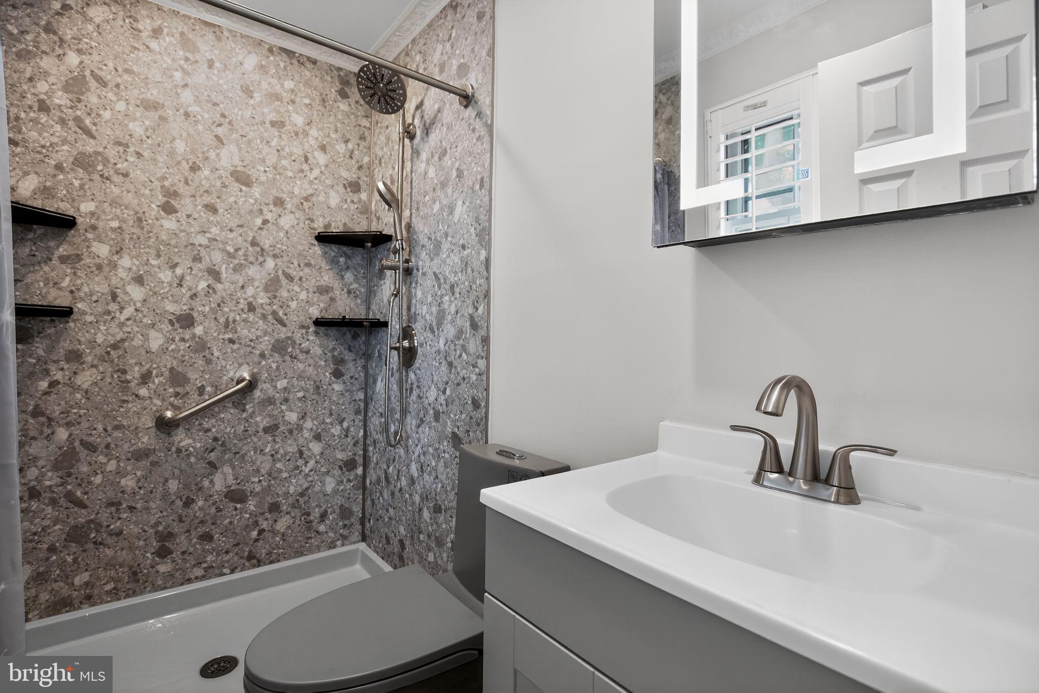 DARCEY MANOR - Residential