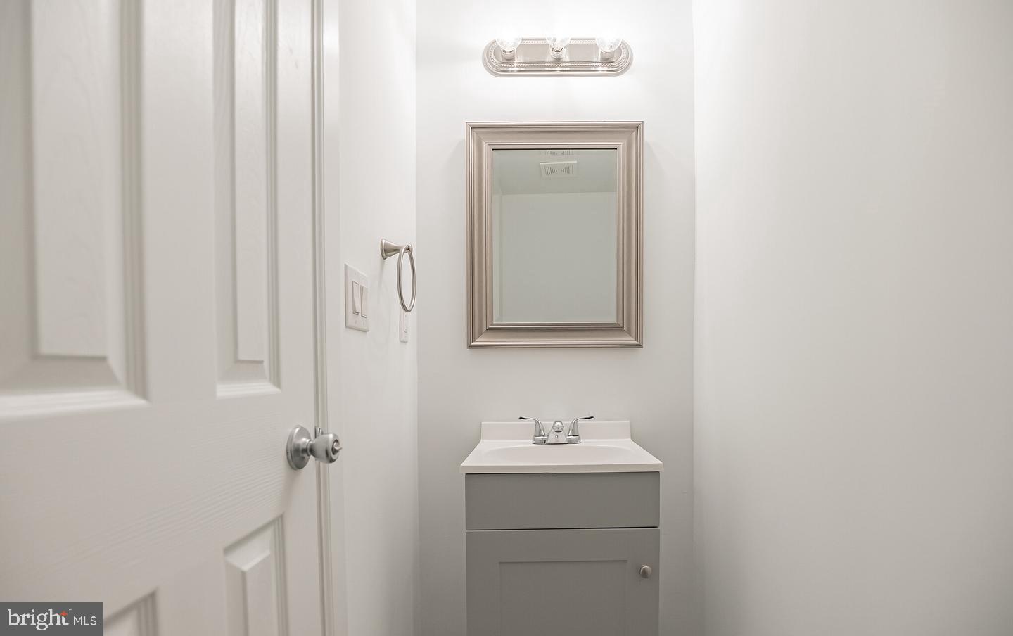 PHILADELPHIA (NORTHWEST) - Residential Income