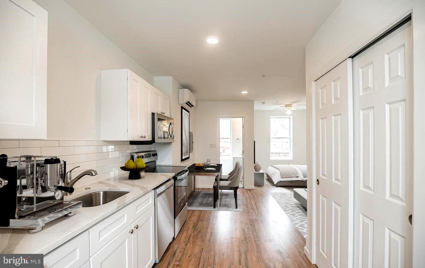 PHILADELPHIA (NORTHWEST) - Residential Income