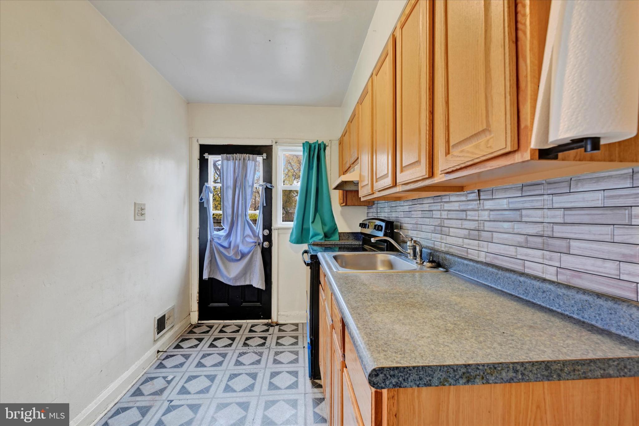 WEST INVERNESS - Residential