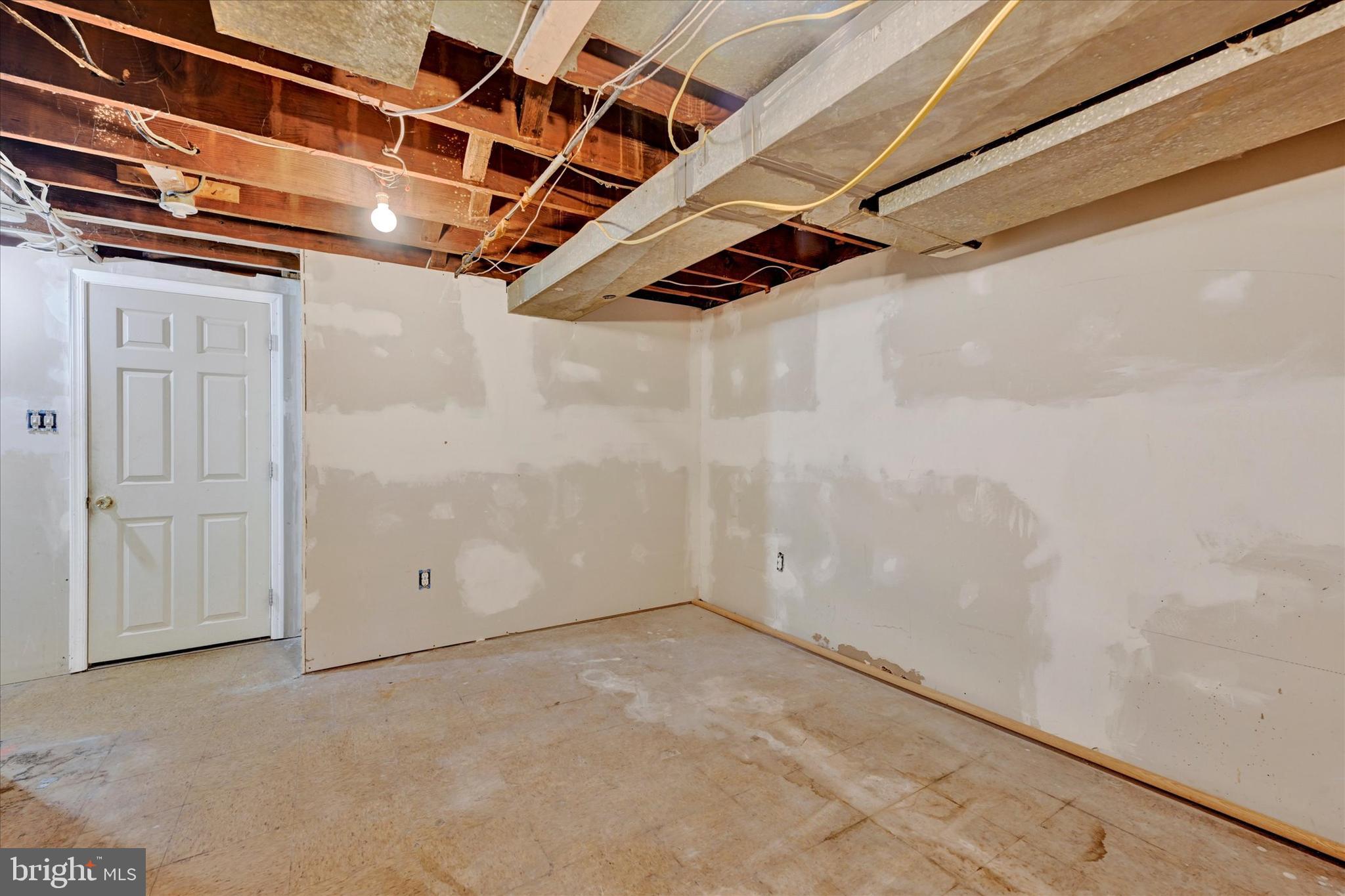 WEST INVERNESS - Residential