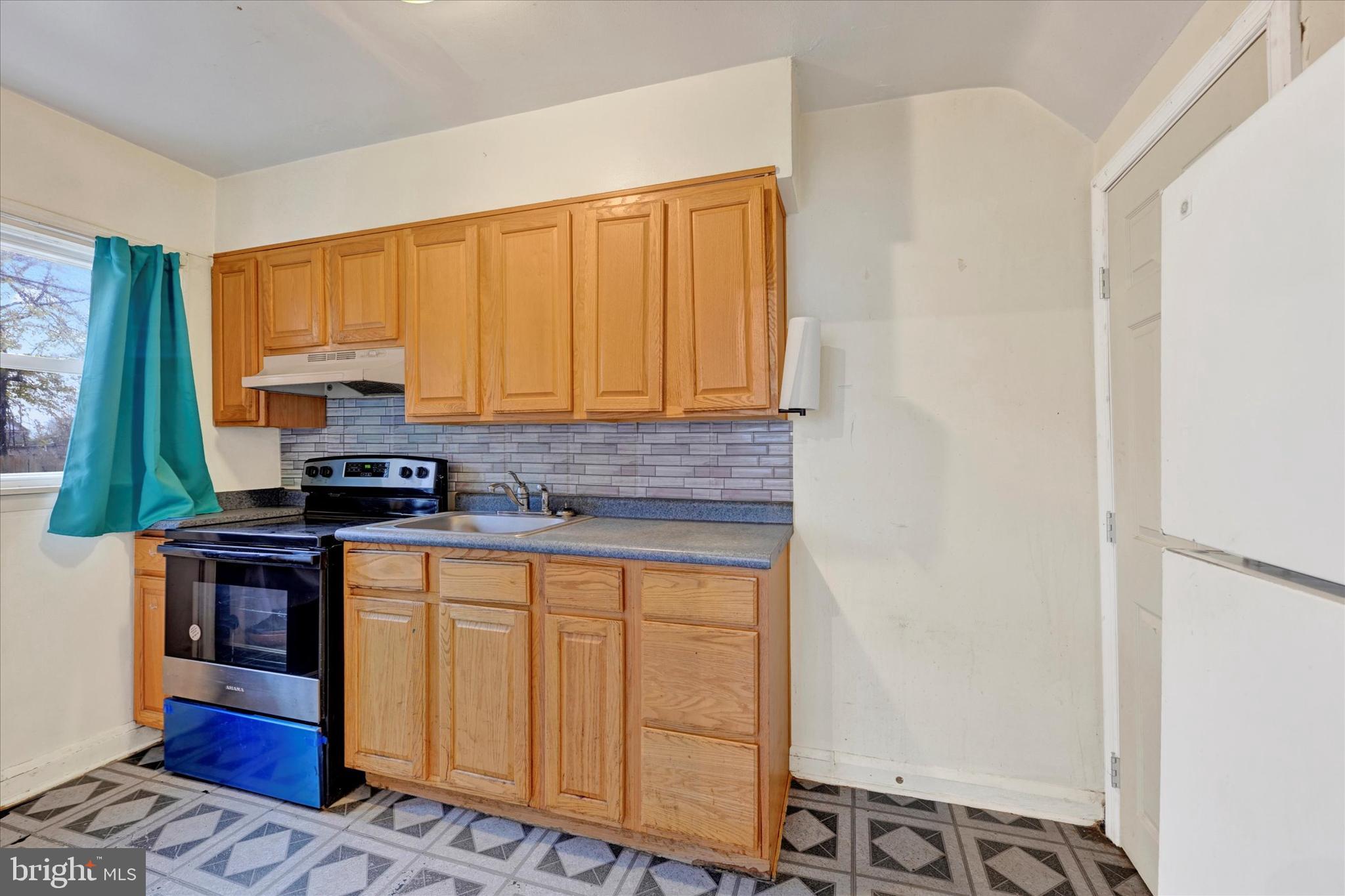 WEST INVERNESS - Residential