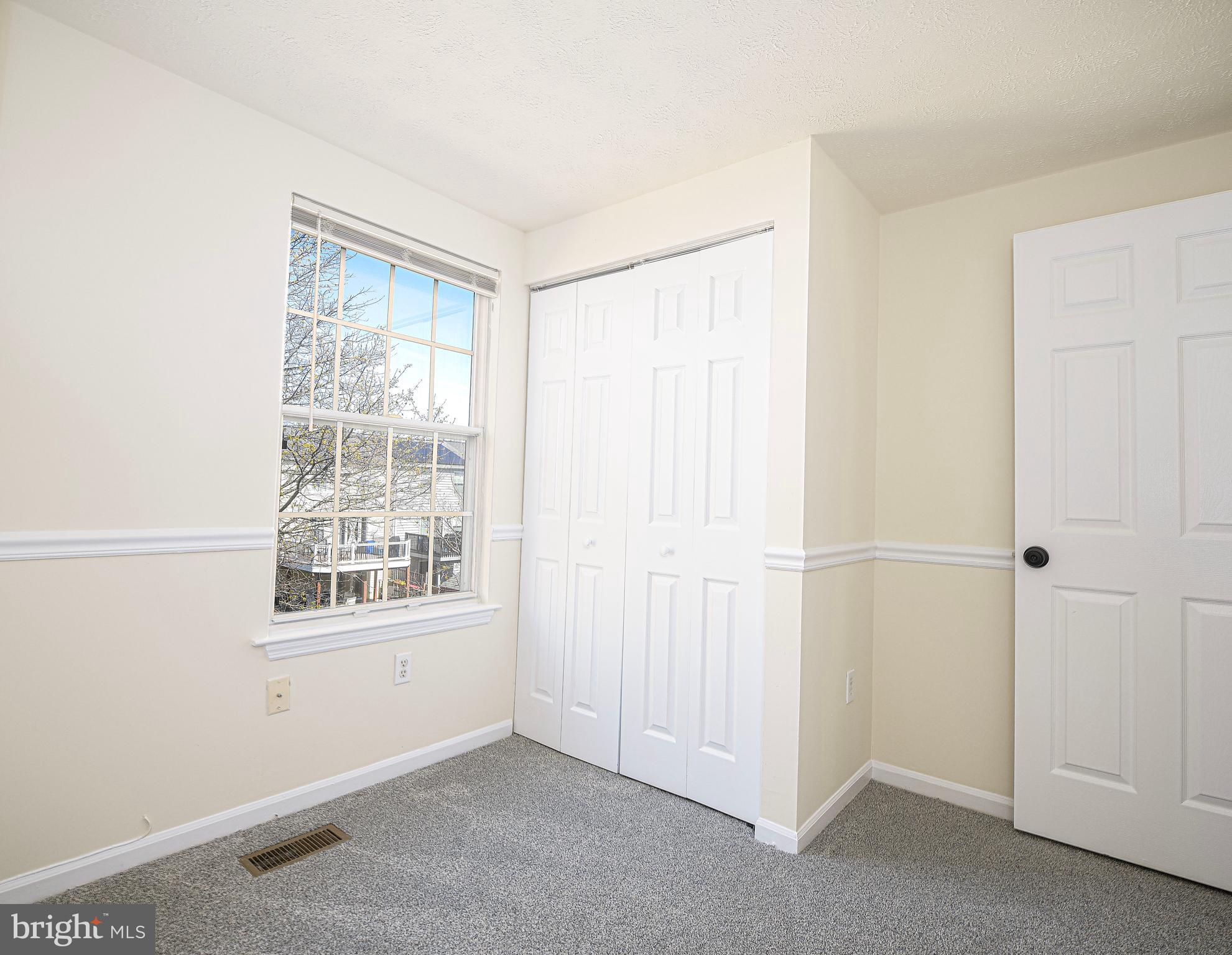 WEST SHORE - Residential