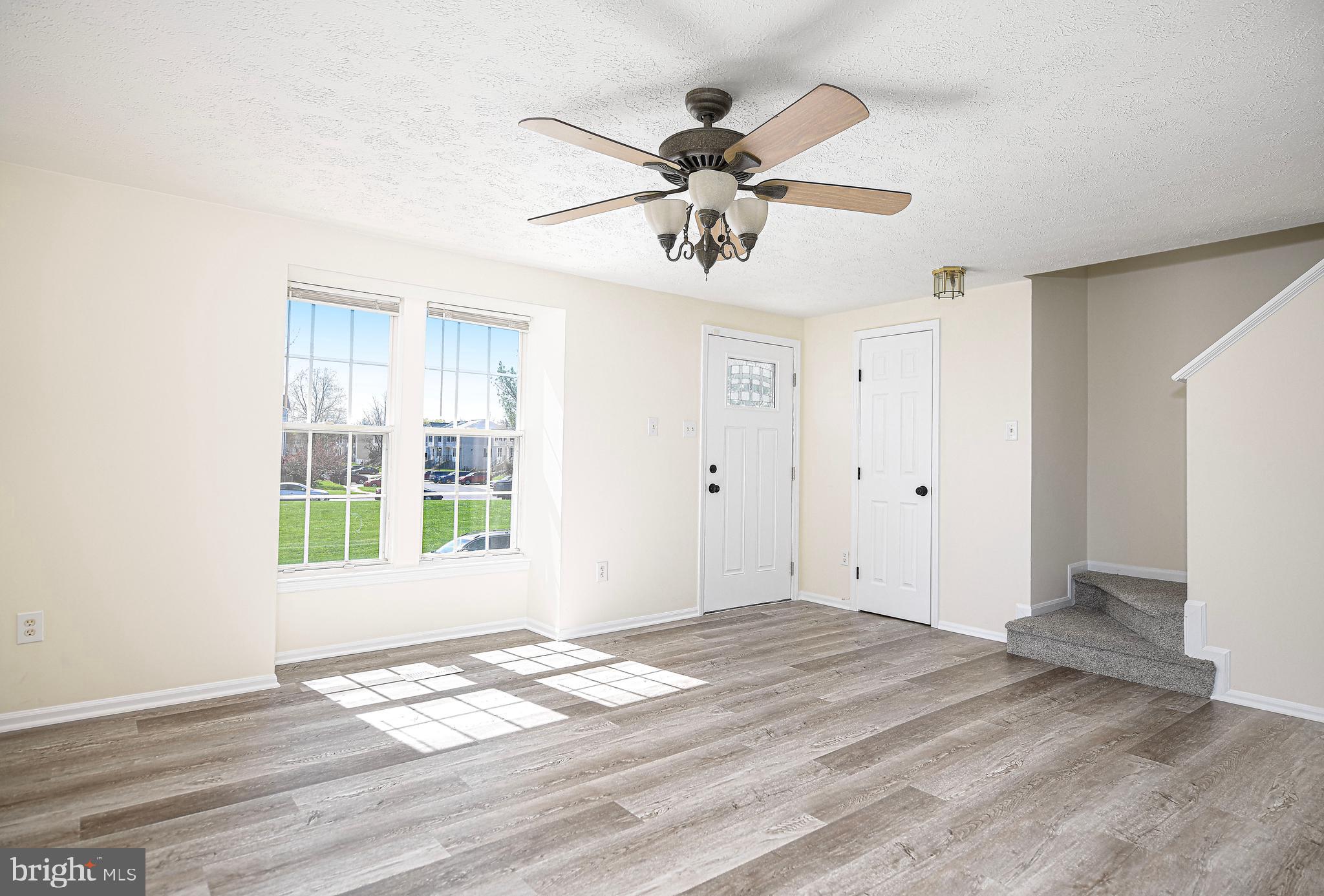 WEST SHORE - Residential