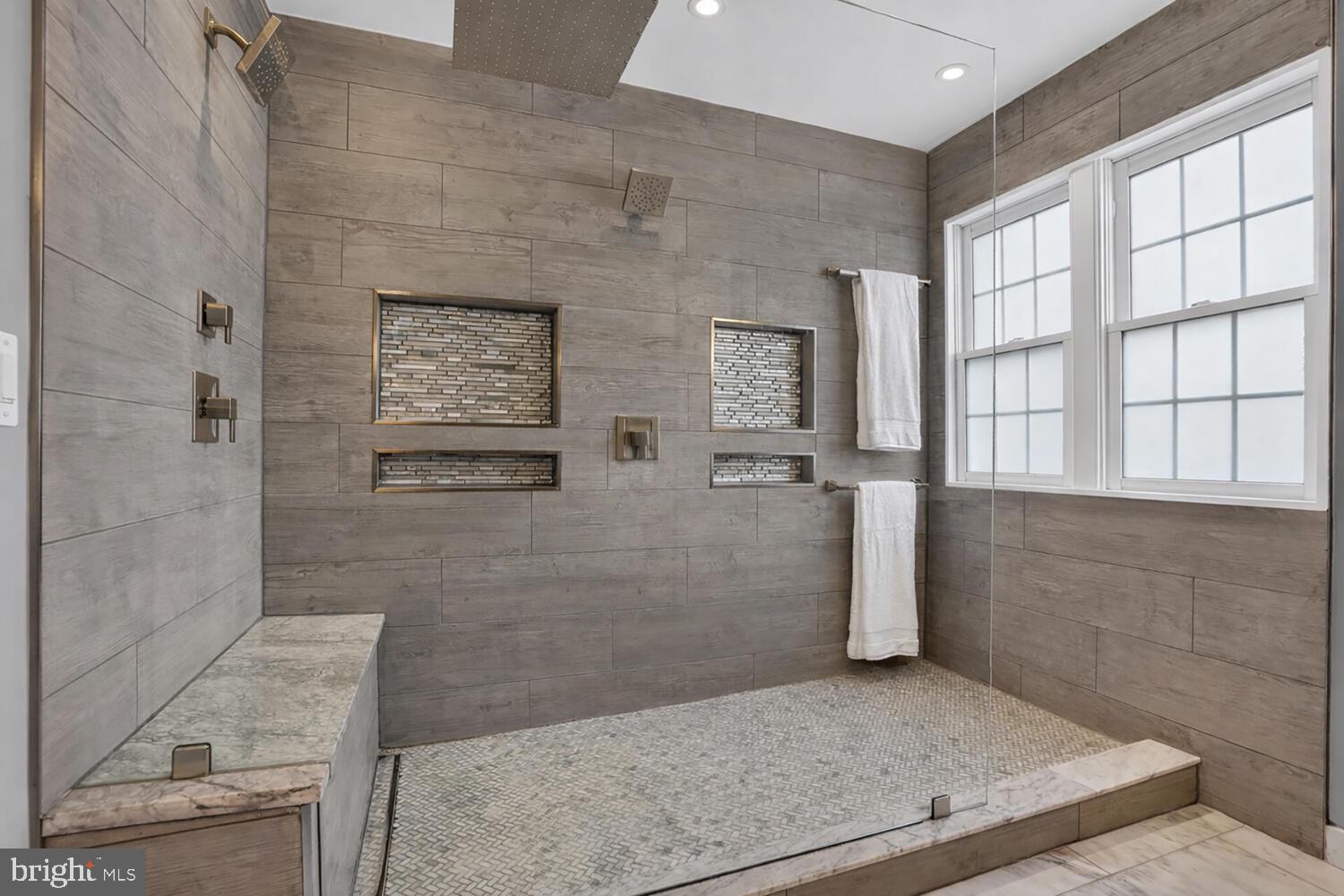 BRAMBLETON - Residential