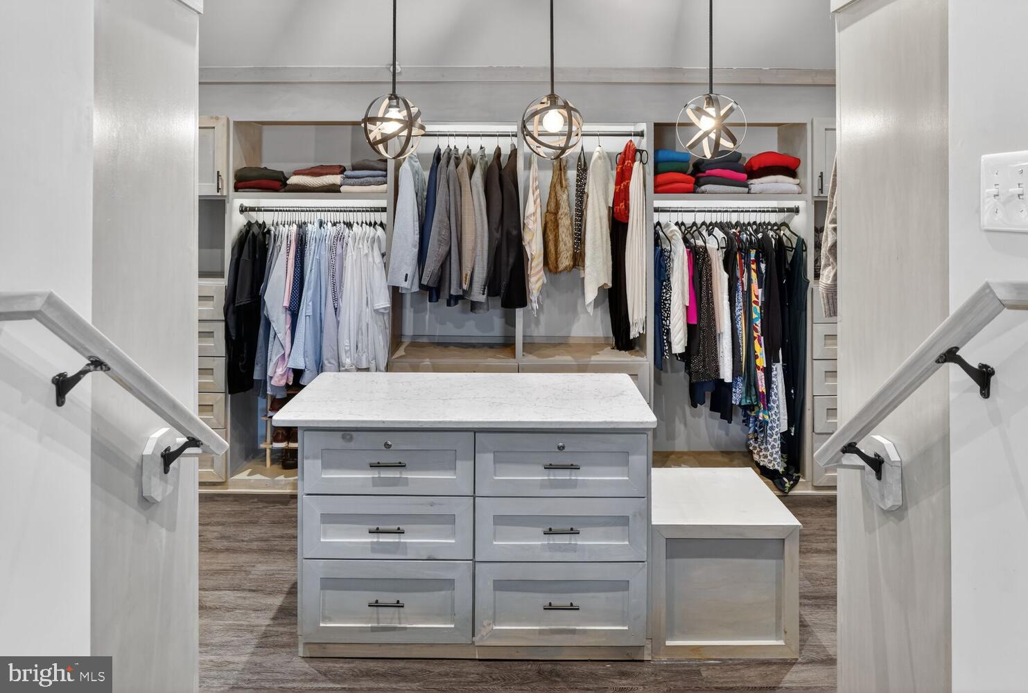 BRAMBLETON - Residential