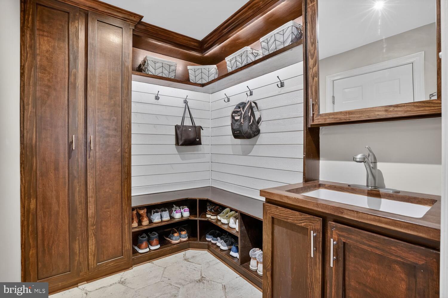 BRAMBLETON - Residential