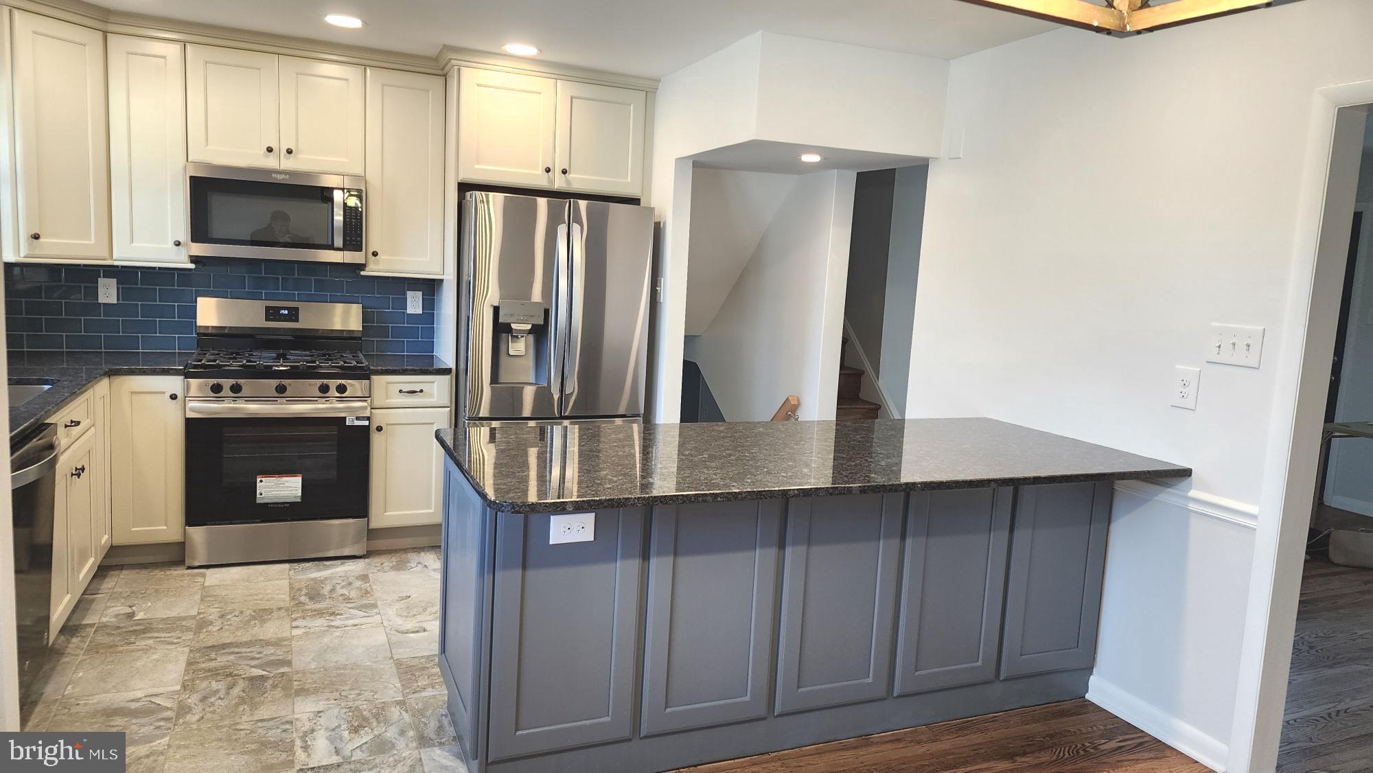 MERRYBROOK - Residential