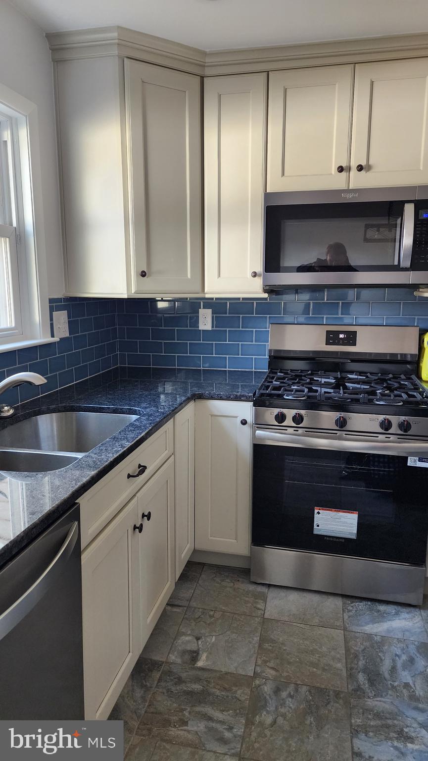 MERRYBROOK - Residential