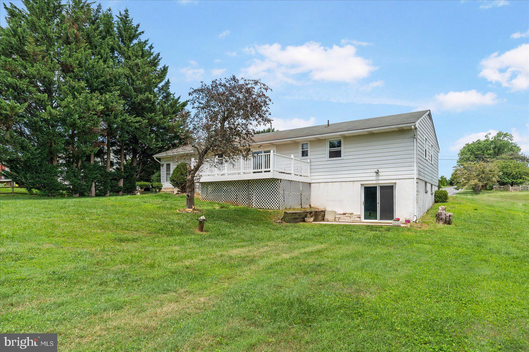 HAMPSTEAD - Residential