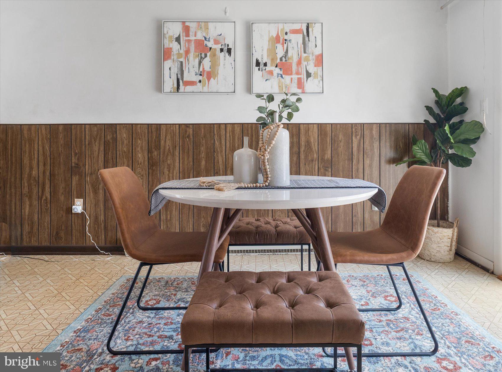 HAMPSTEAD - Residential