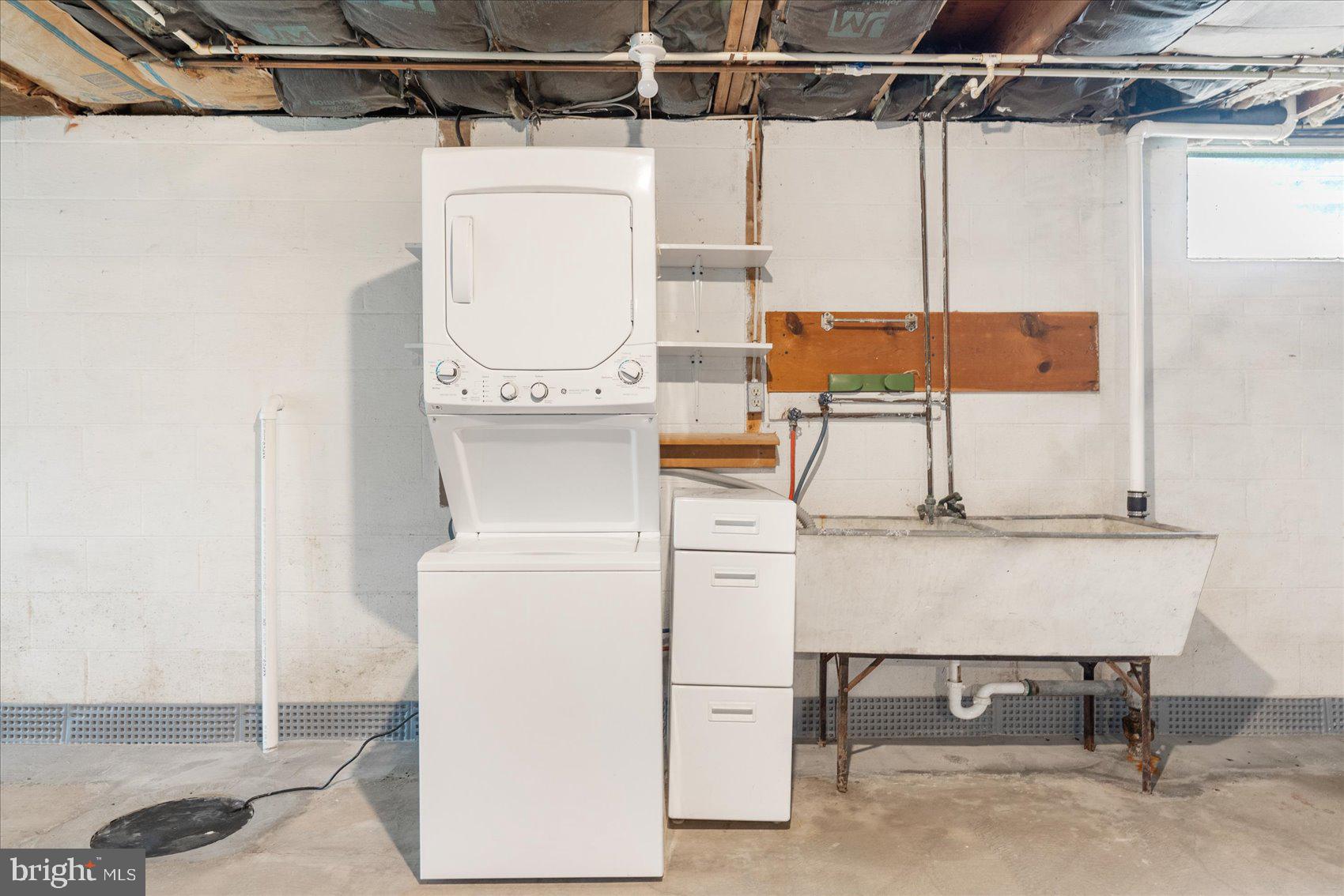 HAMPSTEAD - Residential