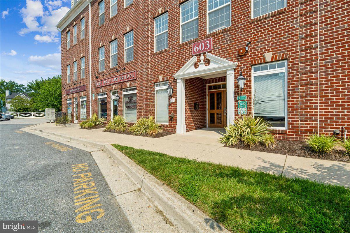 603 7TH STREET 402