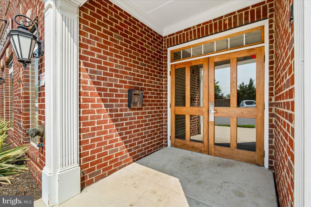 603 7TH STREET 402