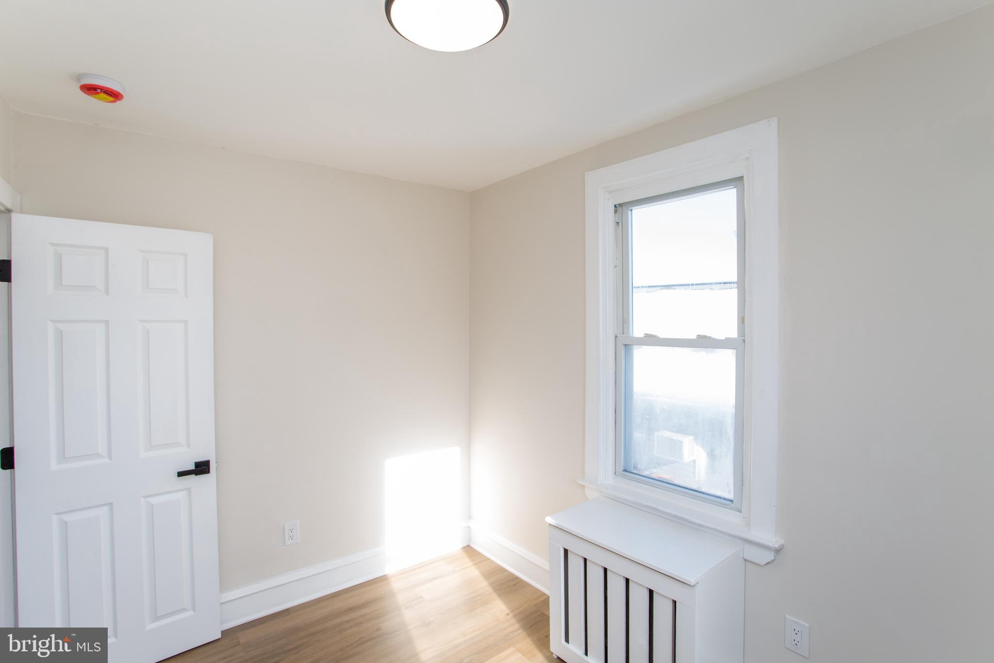 UPLAND VIL - Residential