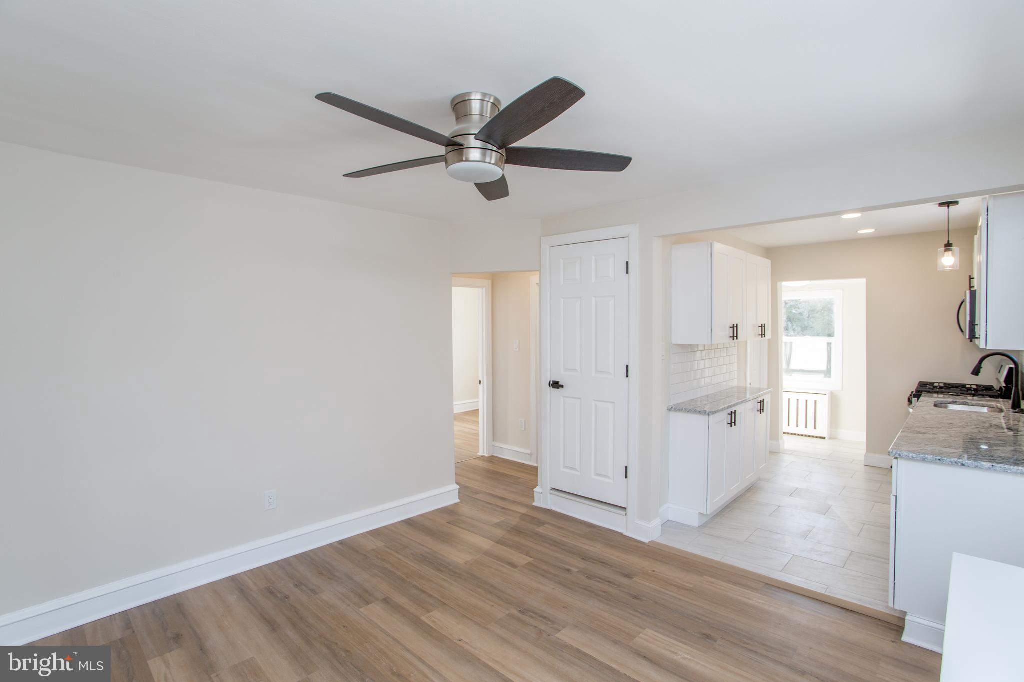 UPLAND VIL - Residential