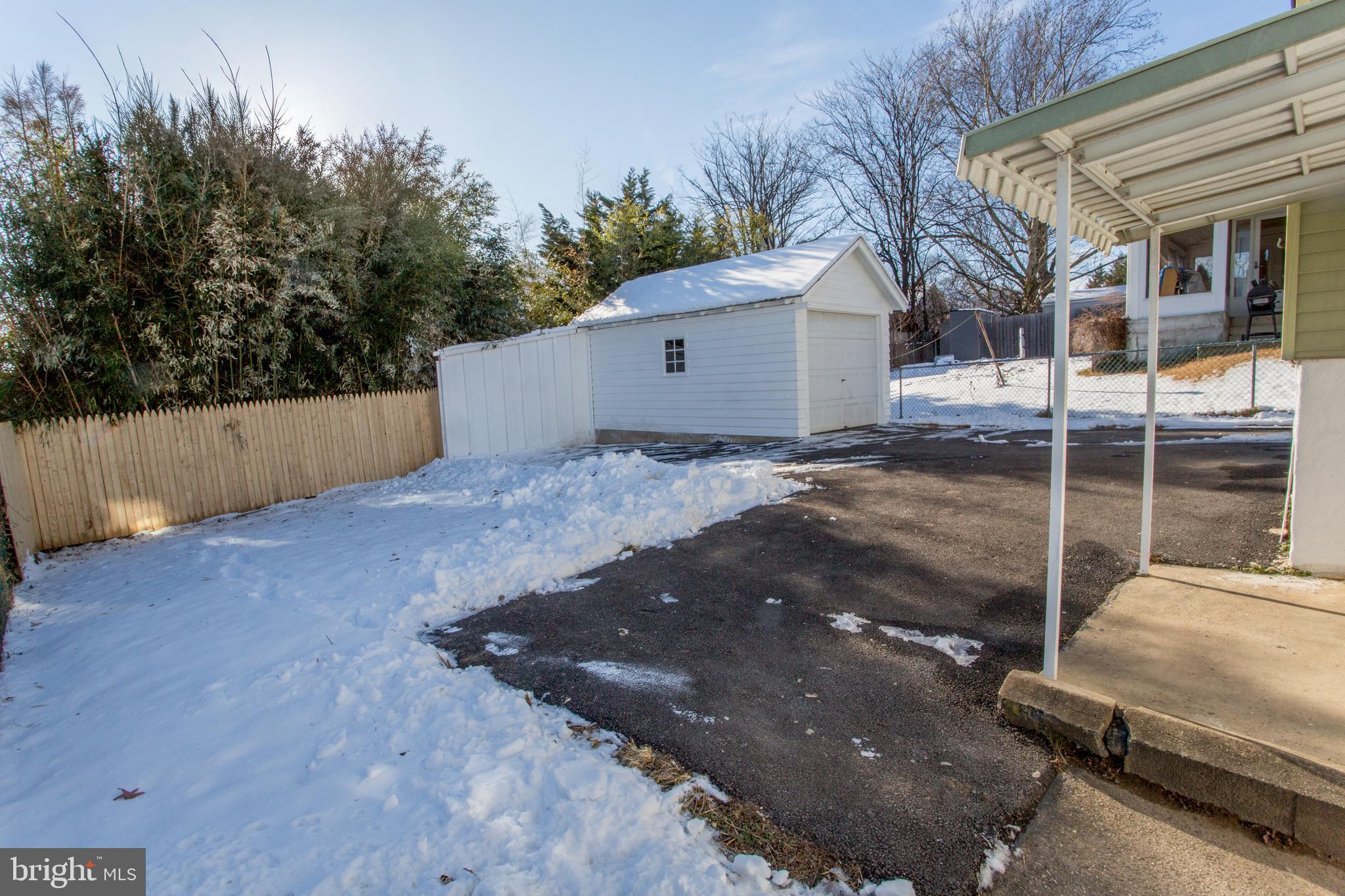 UPLAND VIL - Residential