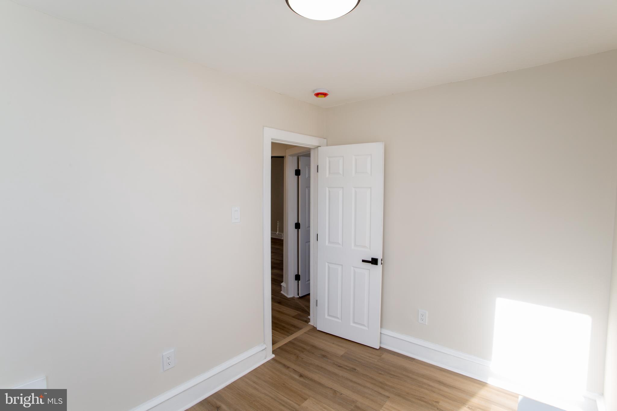 UPLAND VIL - Residential