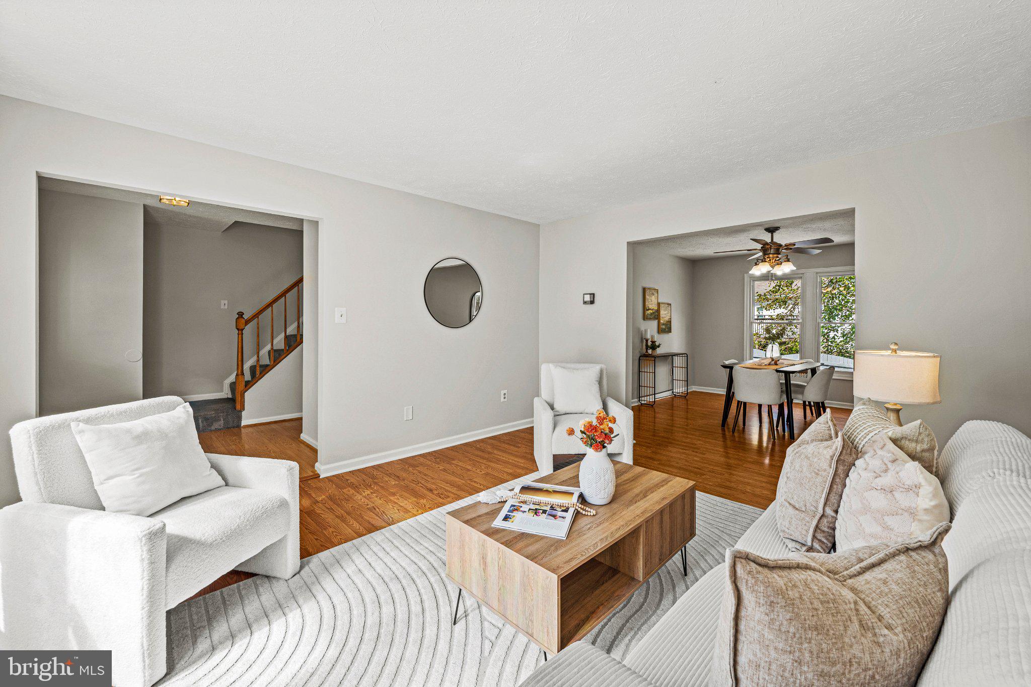 709 SUNNYFIELD LANE