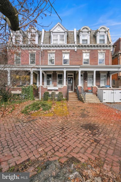 443 W JAMES STREET LANCASTER PA 17603