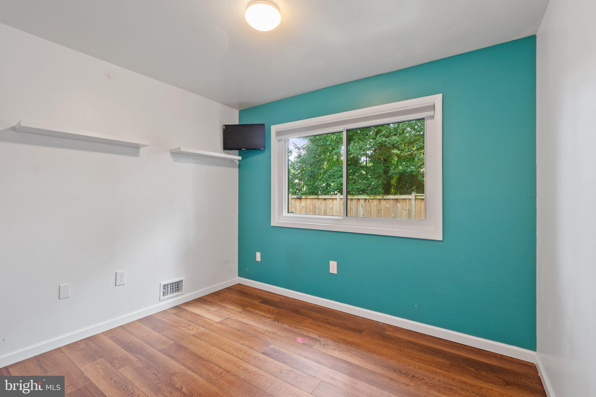 SUGARLAND RUN - Residential