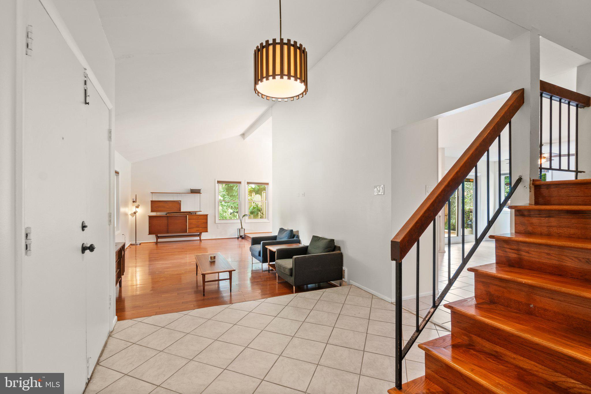 SUGARLAND RUN - Residential