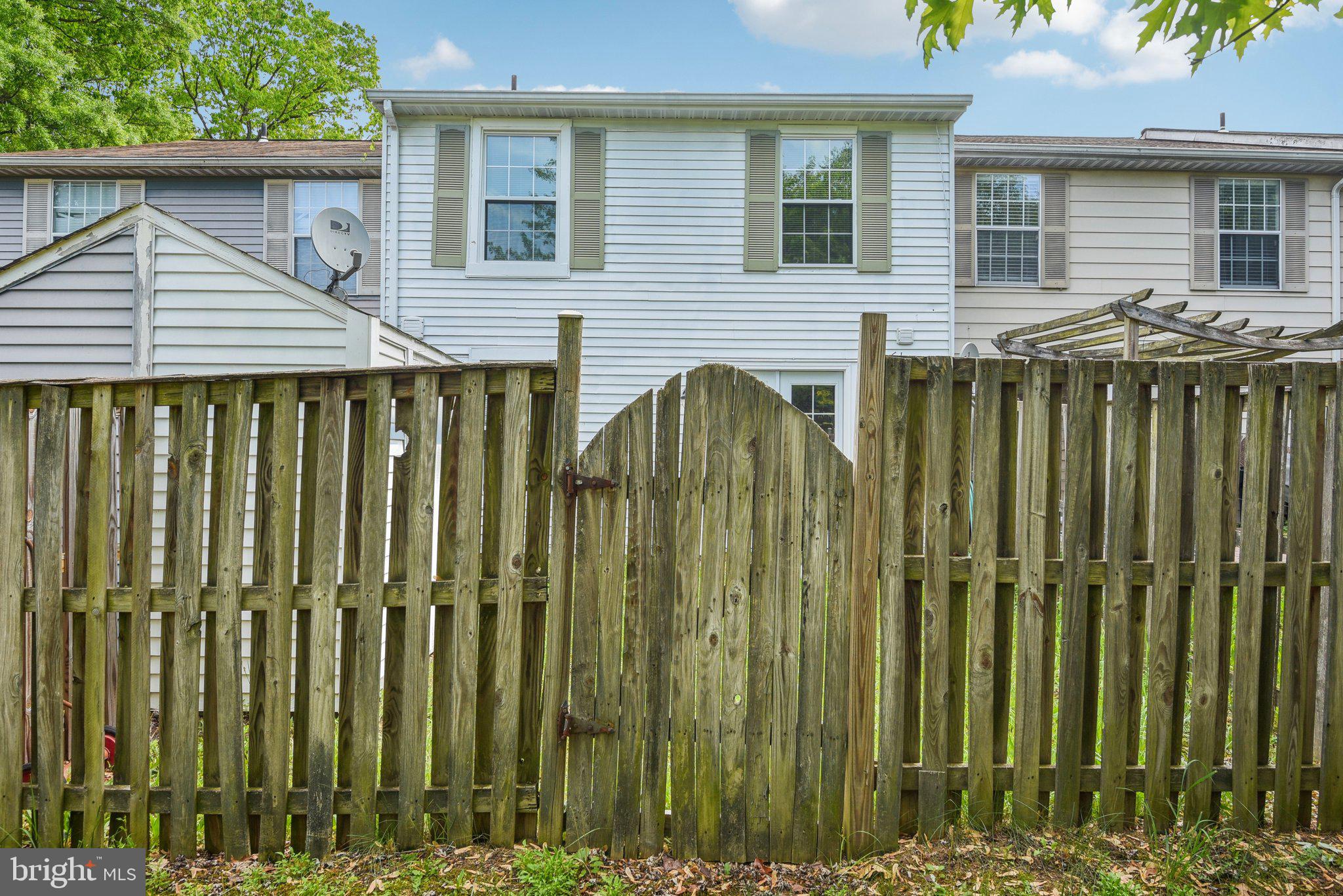 GREEN HOLLY WOODS - Residential