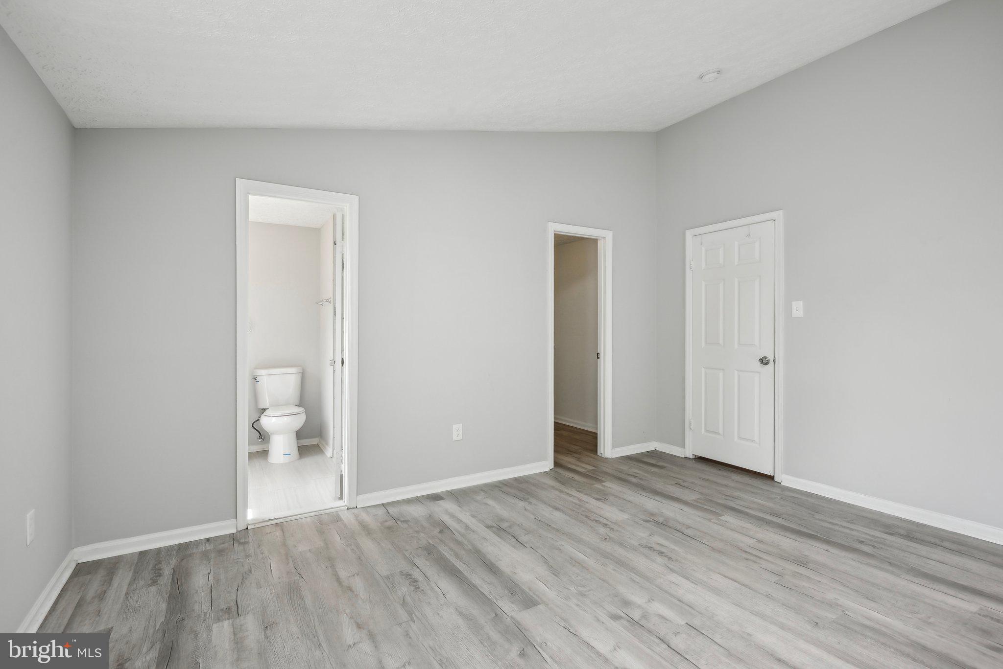 GREEN HOLLY WOODS - Residential