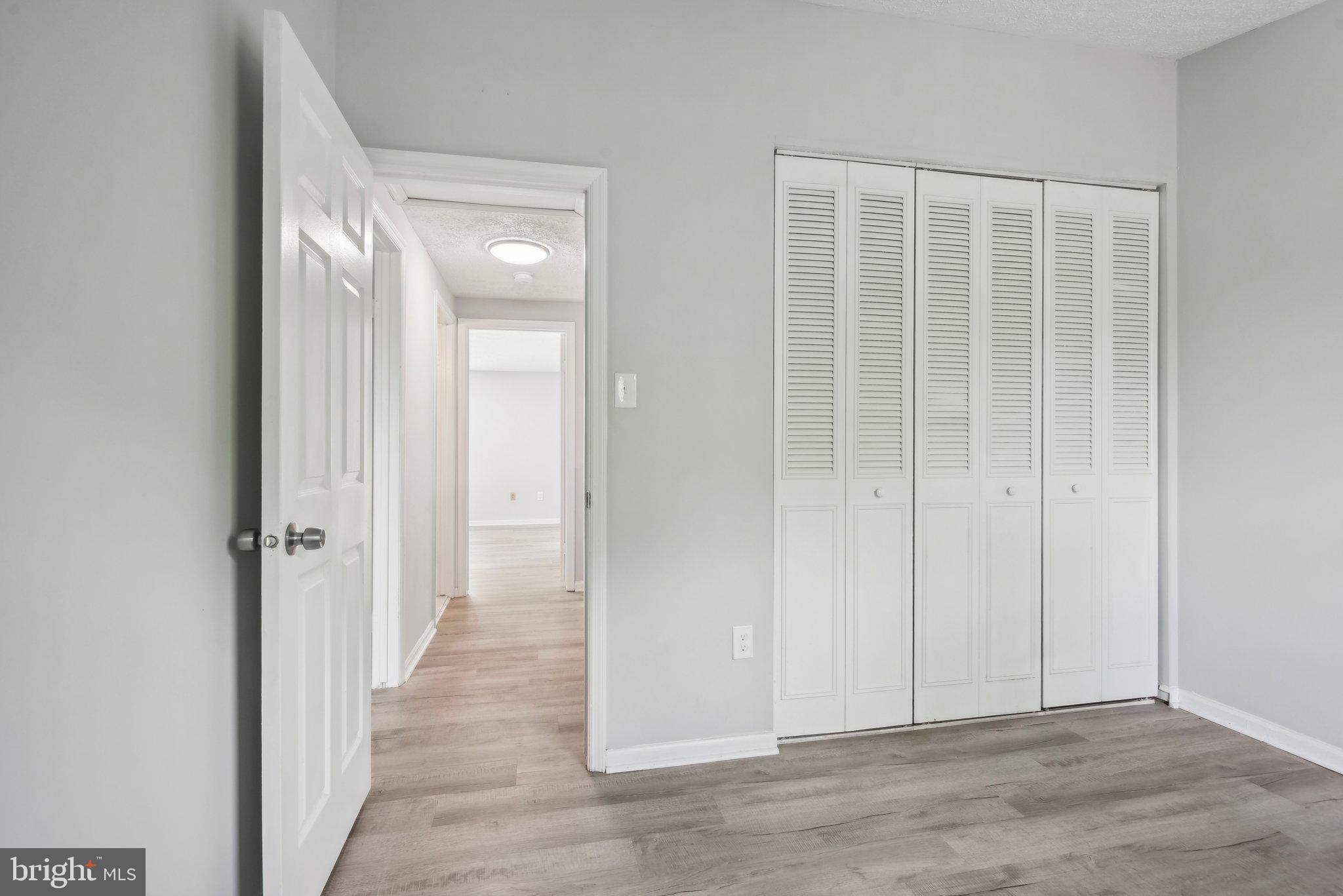 GREEN HOLLY WOODS - Residential