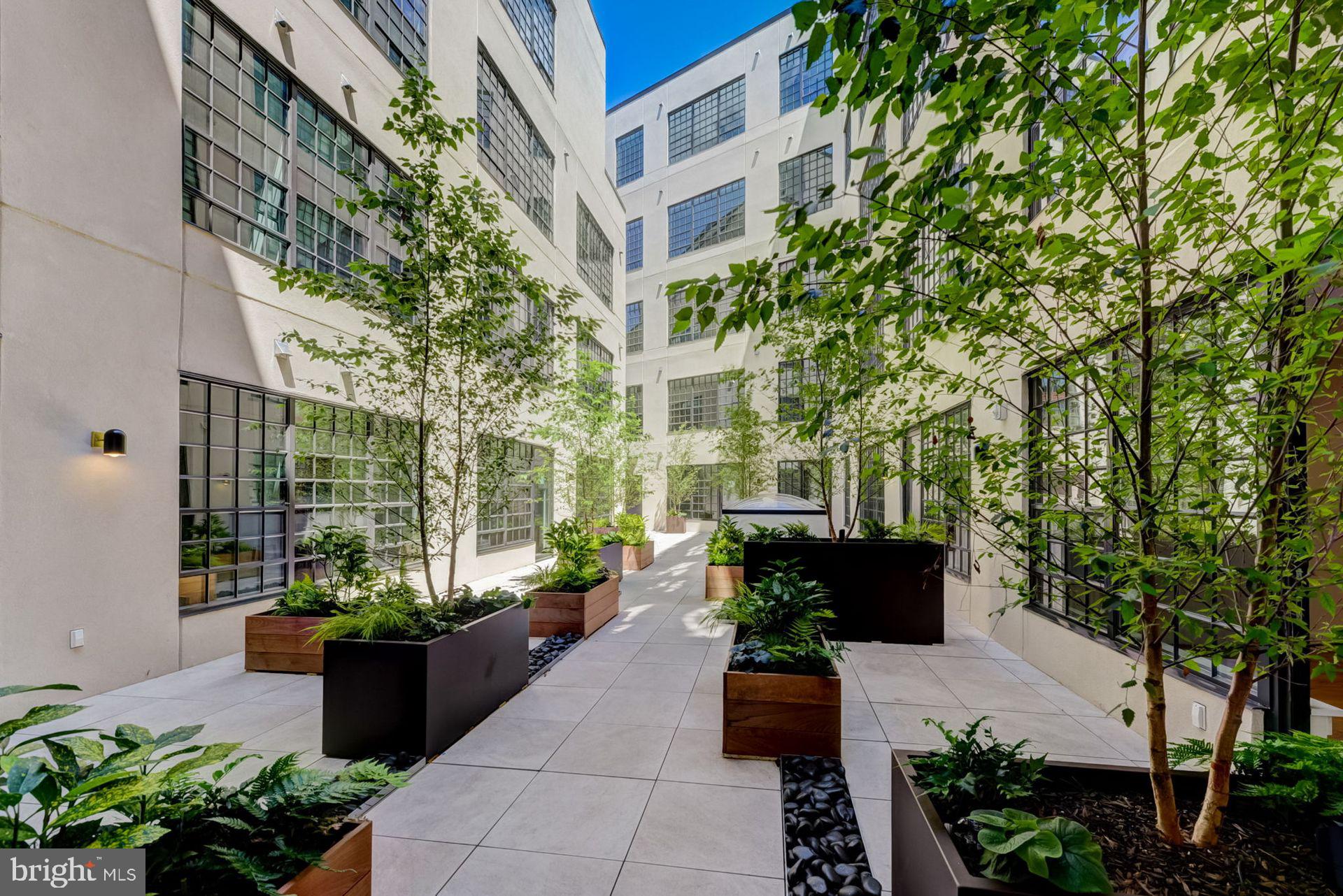 FISHTOWN - Residential Lease