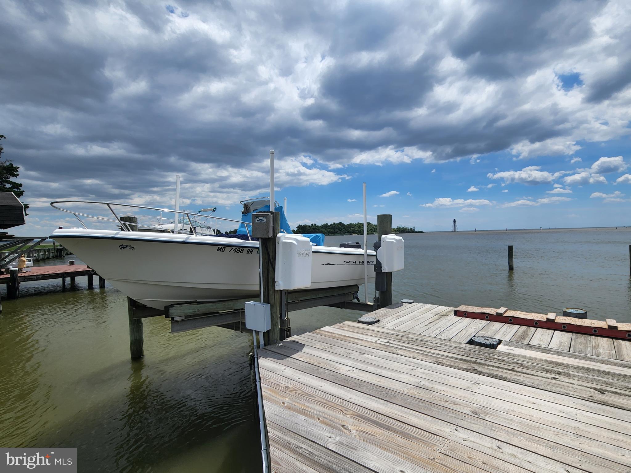 MILLERS ISLAND - Residential