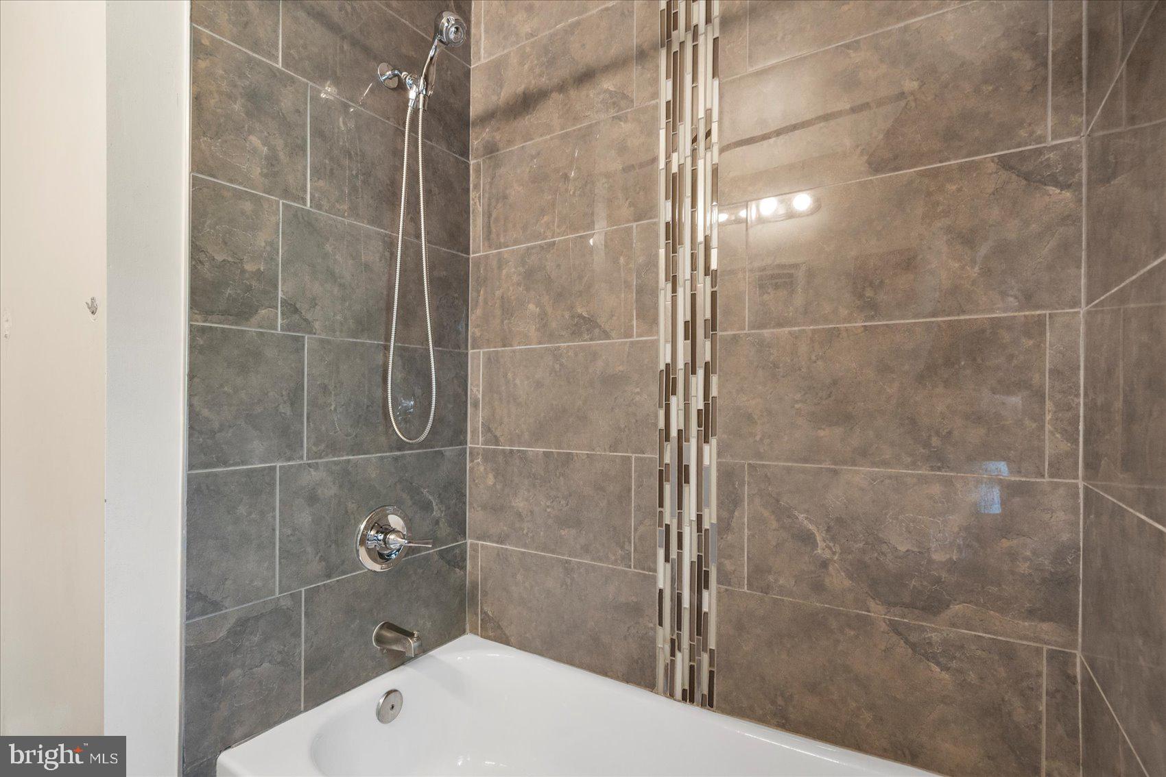 OVERLEA - Residential