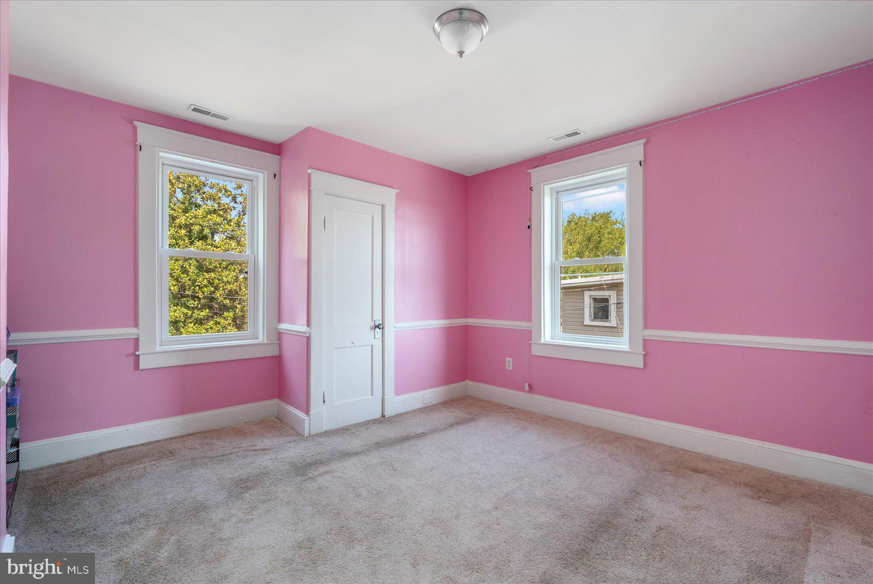 OVERLEA - Residential