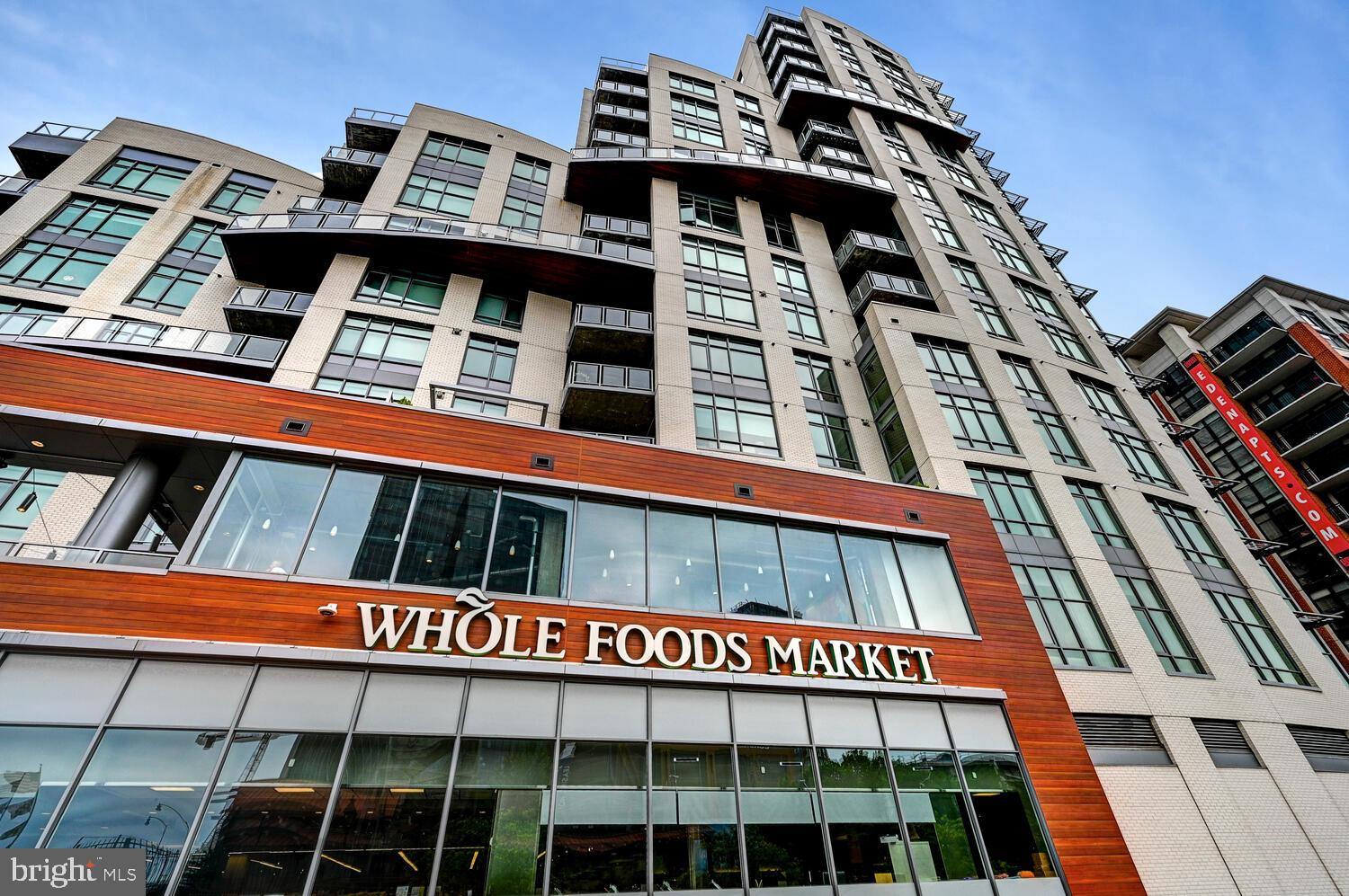 HARBOR EAST - Residential