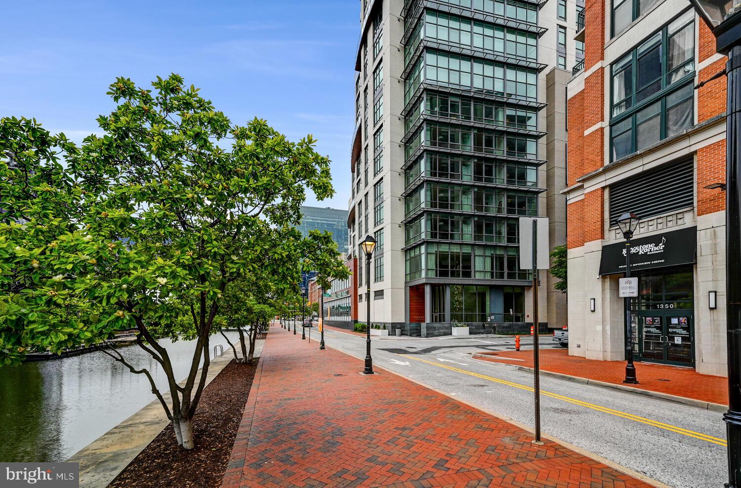 HARBOR EAST - Residential