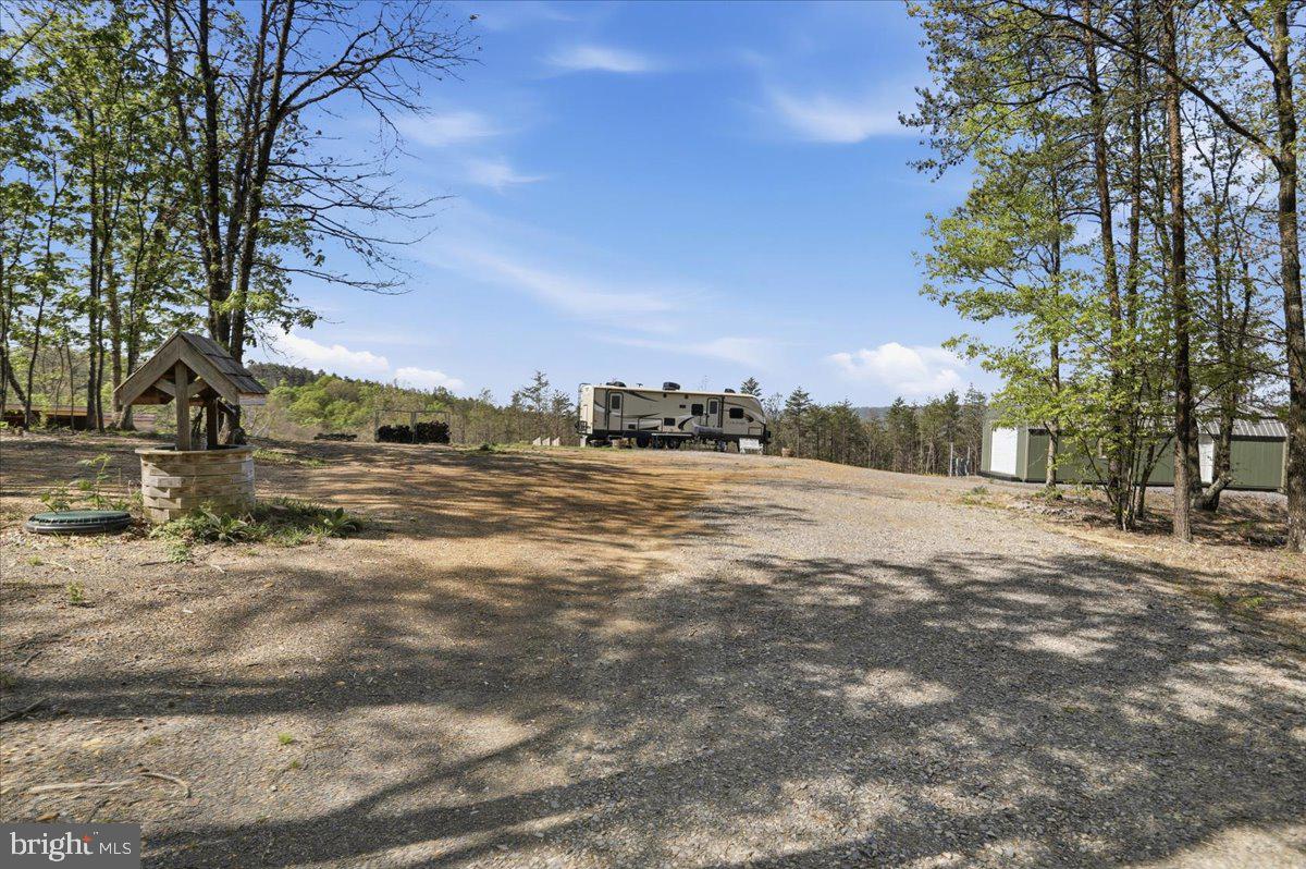 399 BUTTONWOOD TRAIL