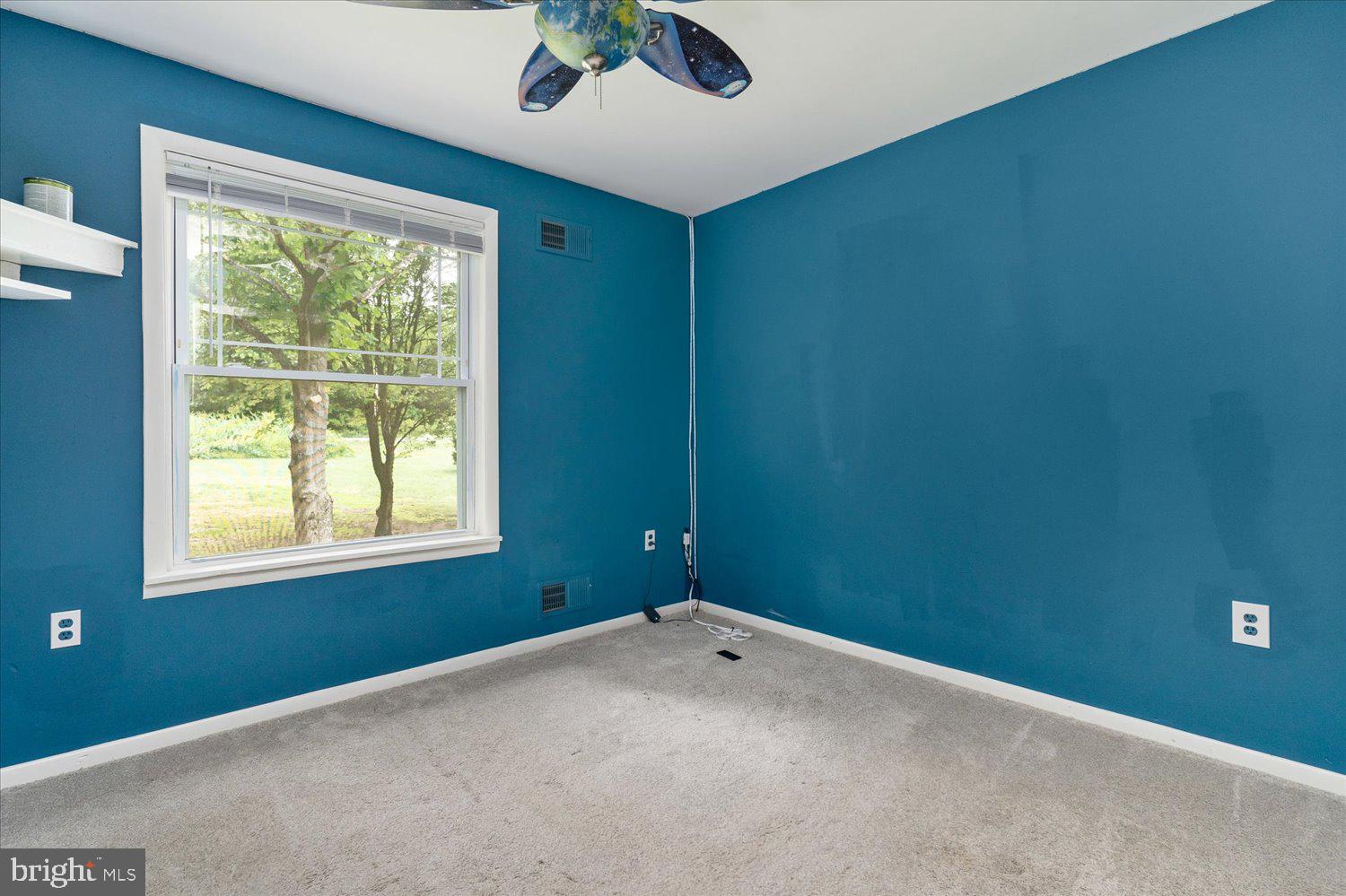 DAVIDSONVILLE - Residential