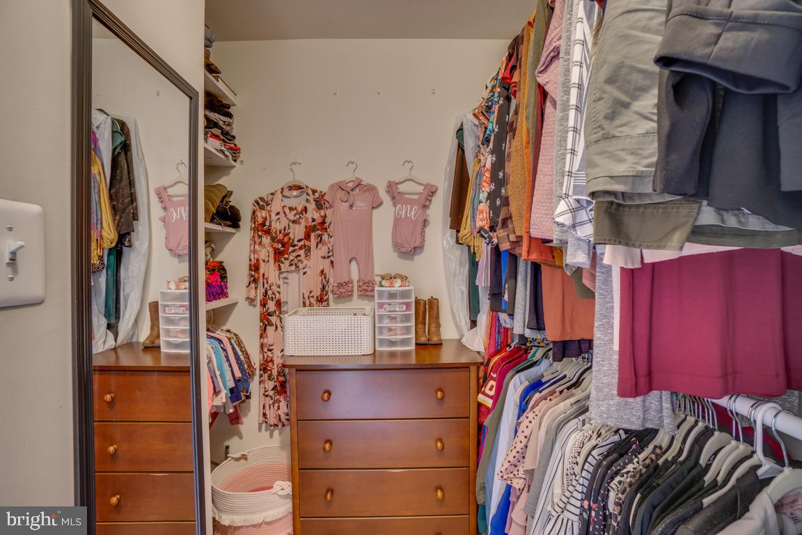 MONTCLAIR ST4 - Residential