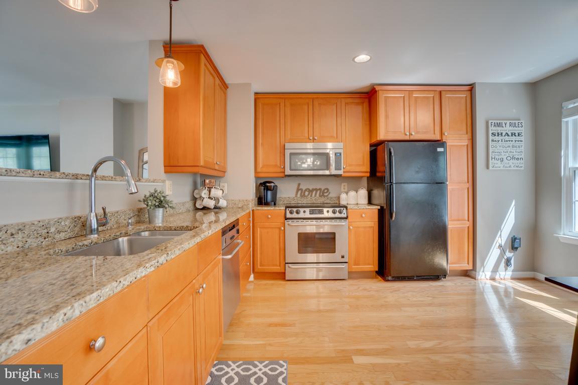 MONTCLAIR ST4 - Residential