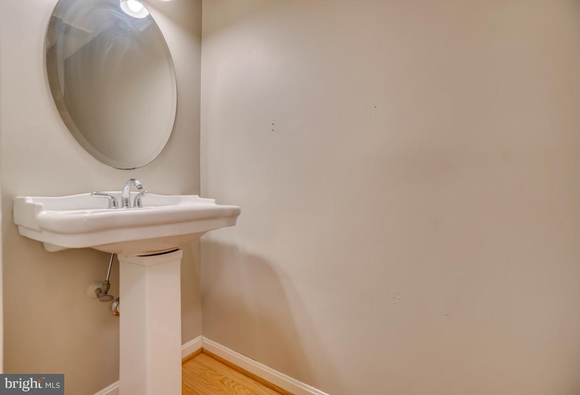 MONTCLAIR ST4 - Residential