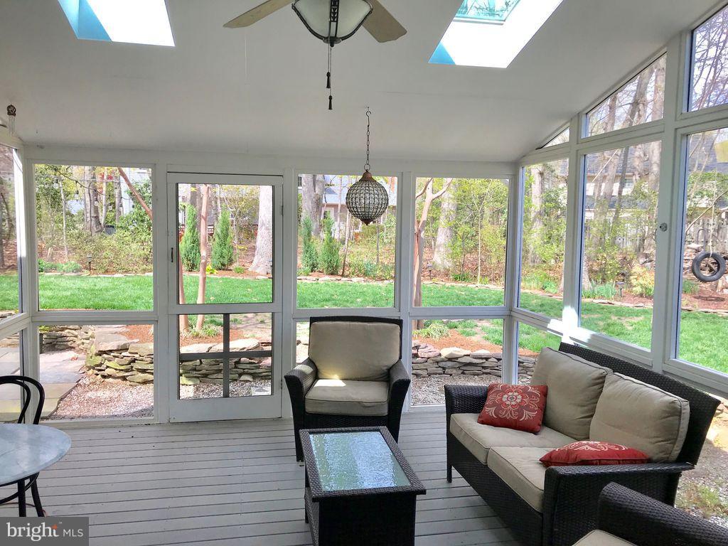 CROSSPOINTE - Residential