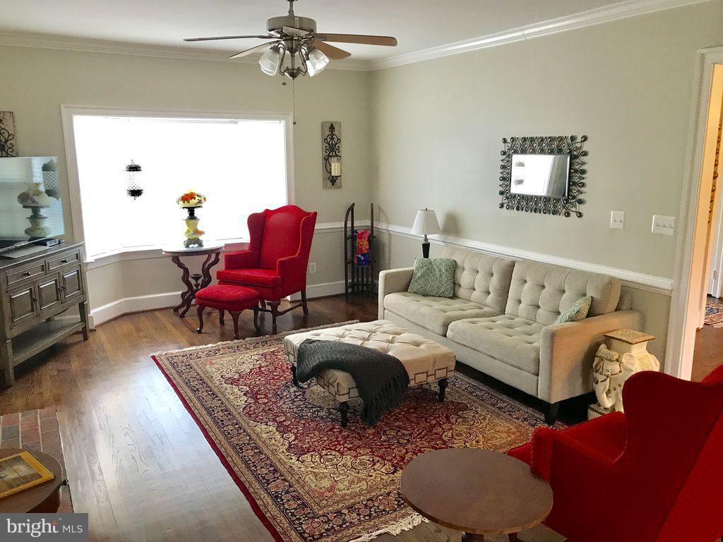 CROSSPOINTE - Residential